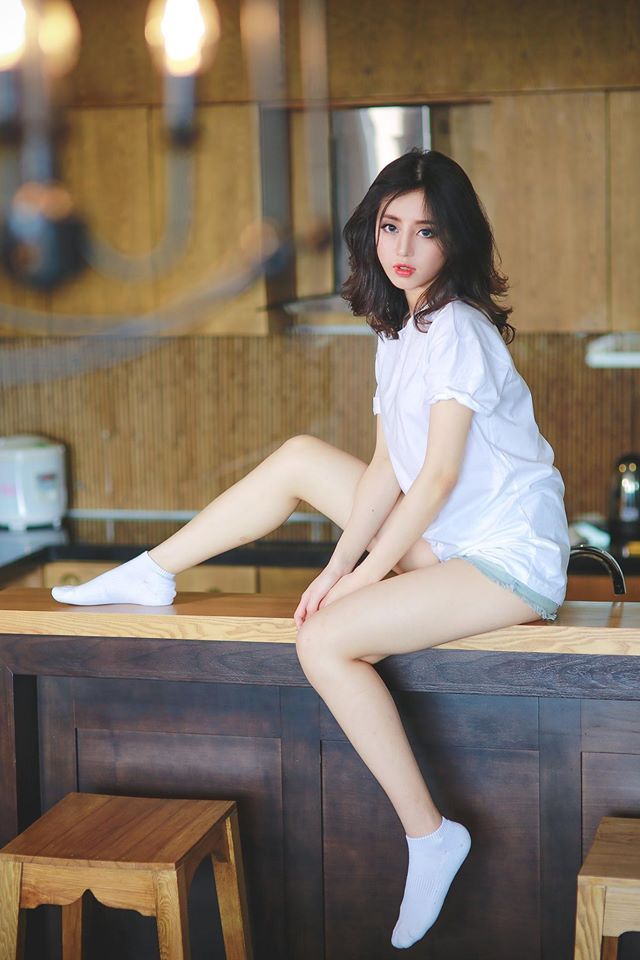 鄰居奶漲讓我吃她奶