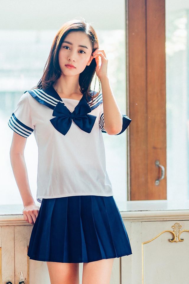 迷人的保姆在